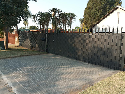 Palisade Fence Weaving Palisade Fence Weaving