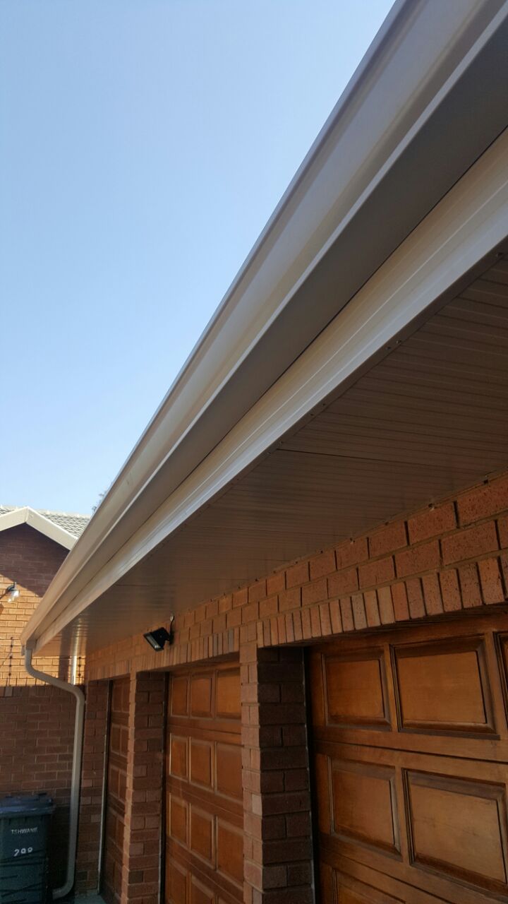 Completed Fascia Ceiling, with Gutter.